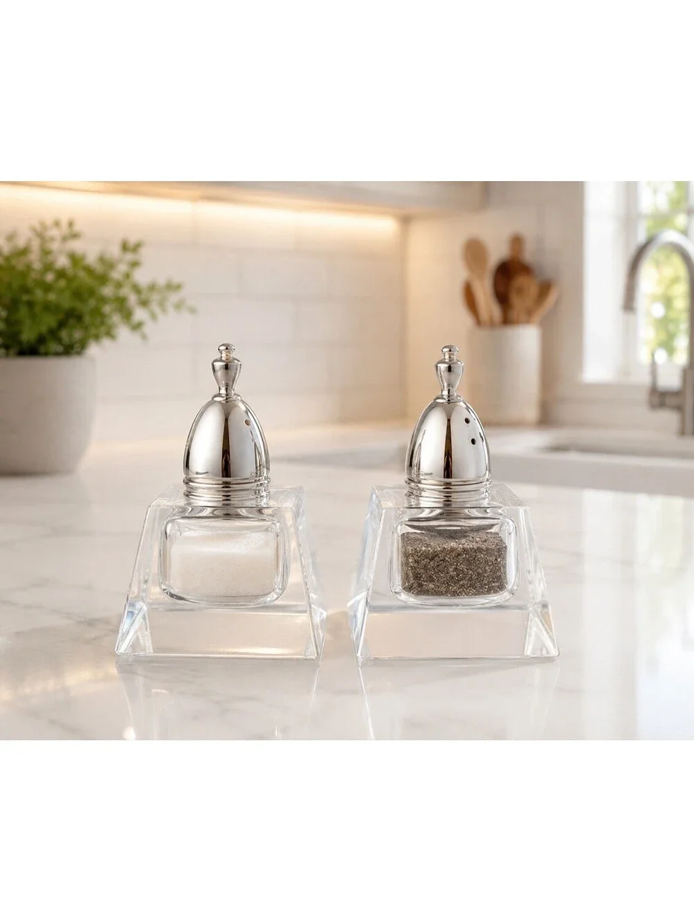 Raimond Japan 1960s Salt Pepper Shakers Square Crystal Silver Plated Lids, 2x3”